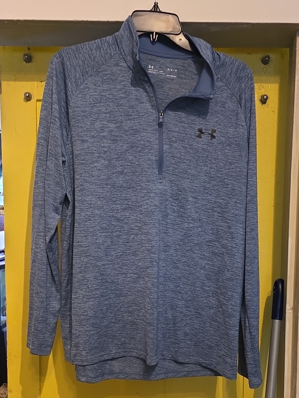 Under Armour Men’s Heathered Slate Blue 1/4 Zip Performance Top
